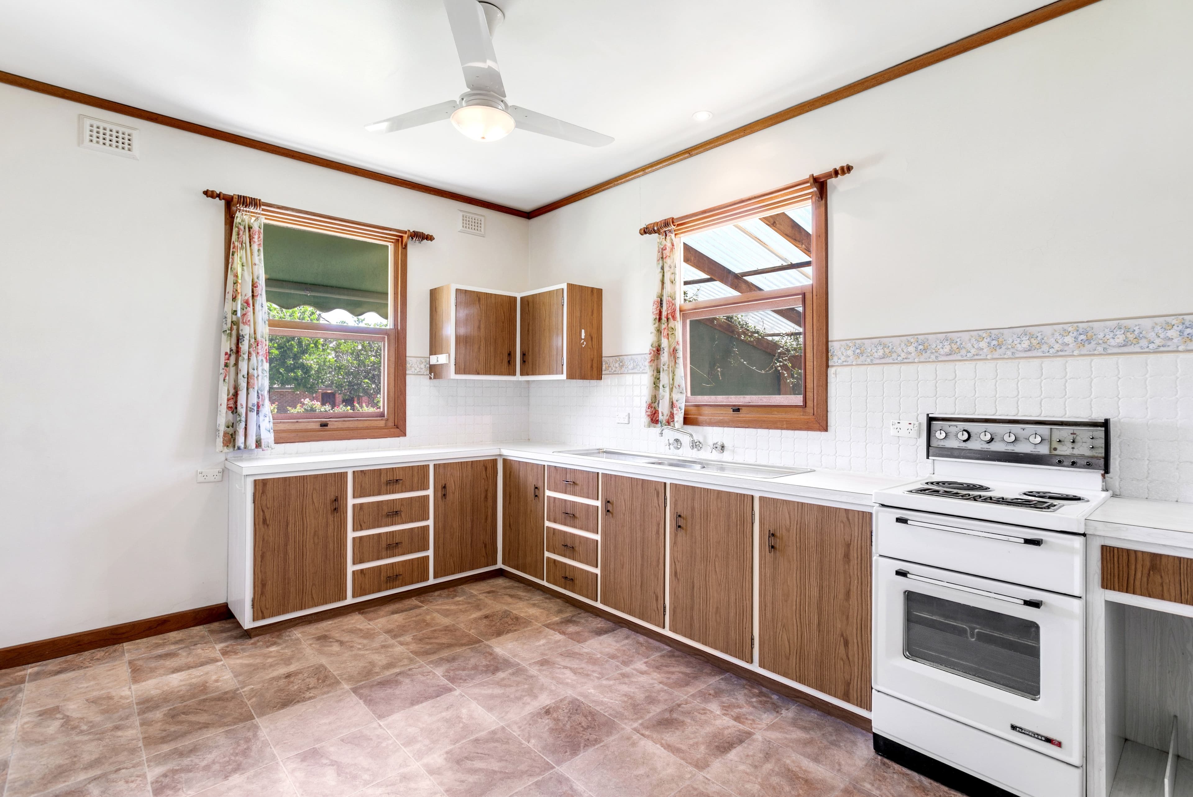 41 Scarborough Terrace, Dover Gardens SA 5048, Dover Gardens - Thumbnail 8