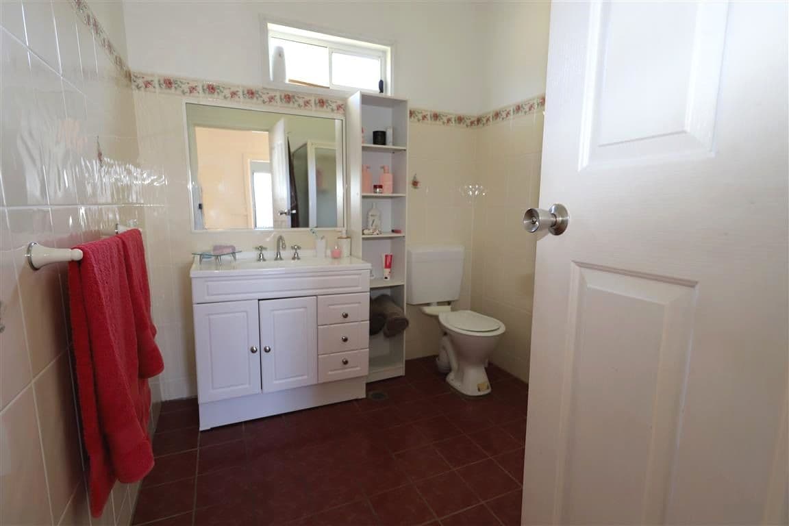 56 Carey Street, Tumut NSW 2720, Tumut - Thumbnail 8