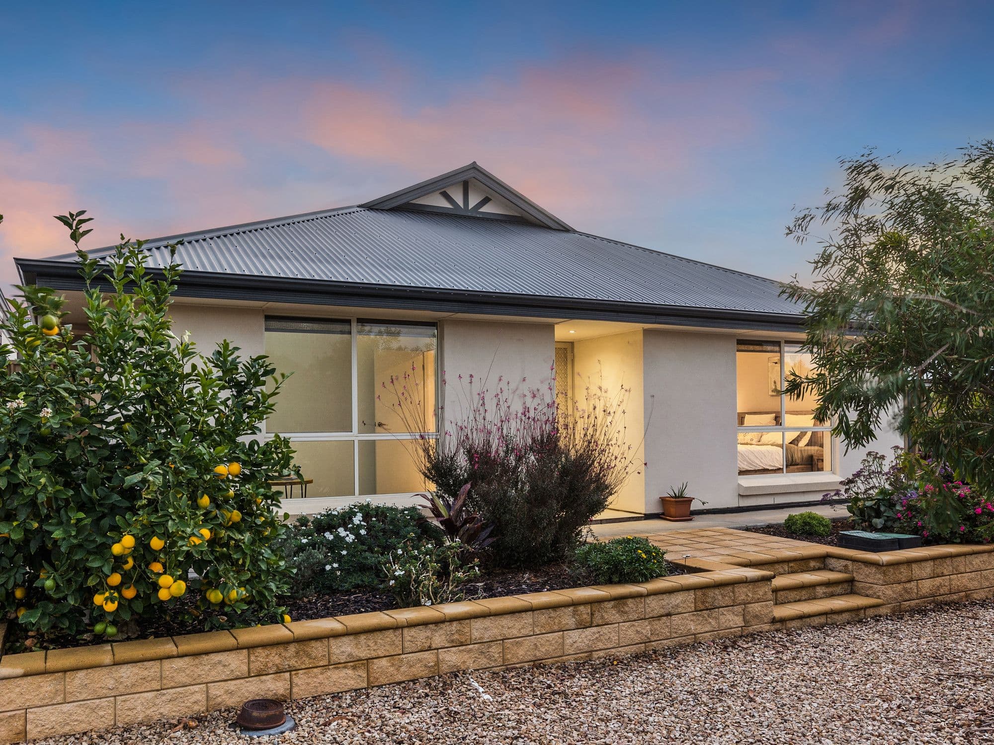 Unit 1/12-14 Juers Street, Kingston, Kingston - Image 1