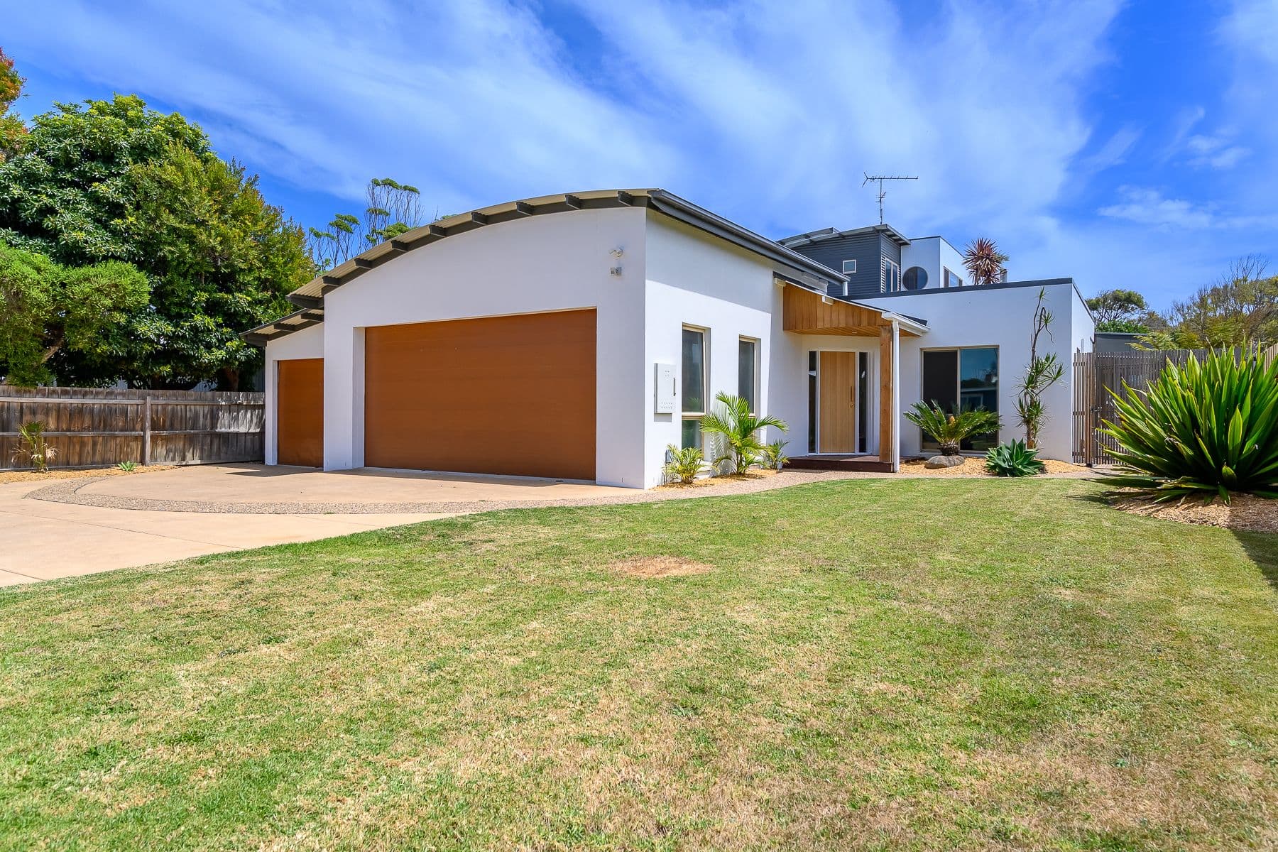 17 Cassia Street, Cape Paterson VIC 3995, Cape Paterson - Image 1