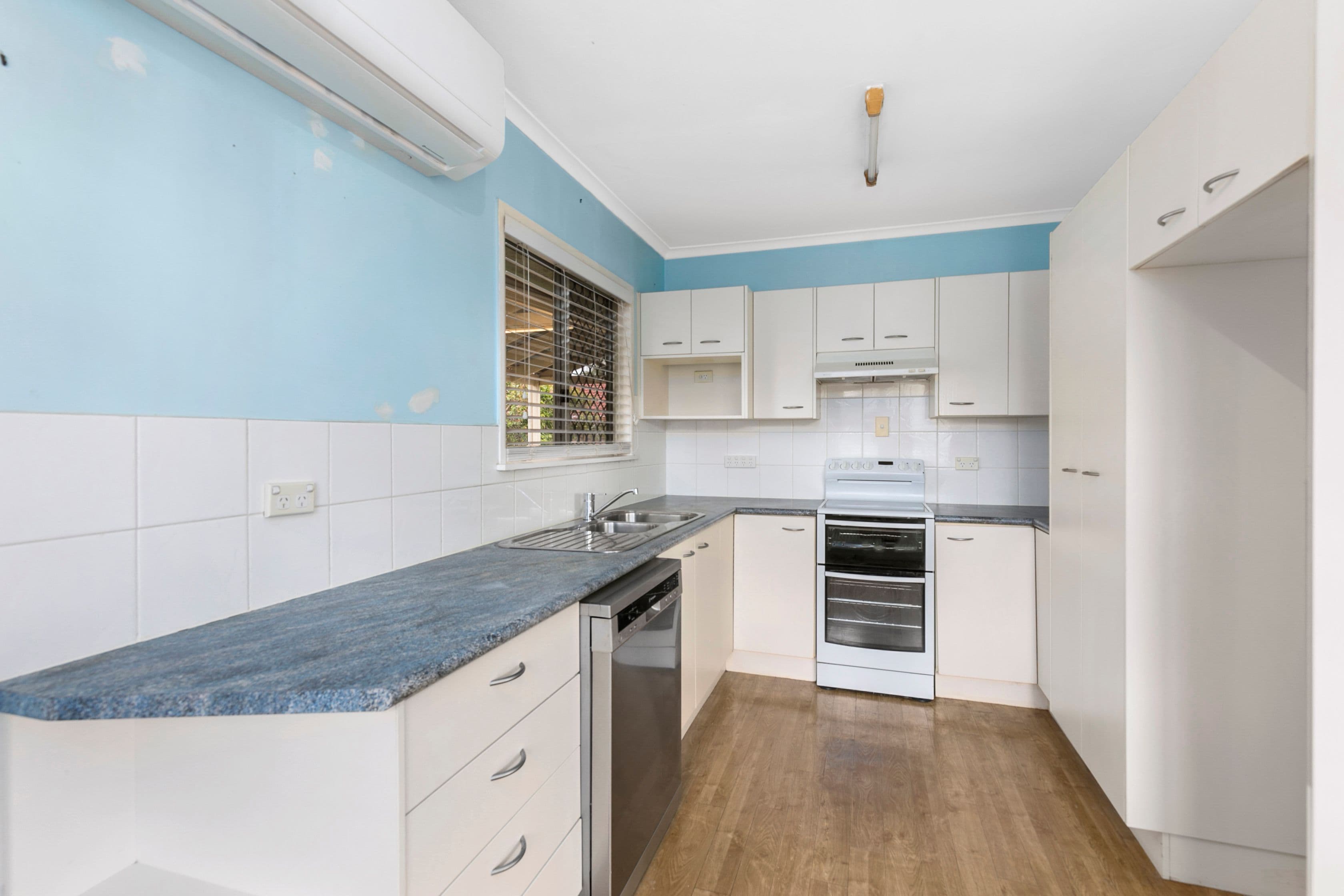 27 Marina Street, Alexandra Hills QLD 4161, Alexandra Hills - Thumbnail 2