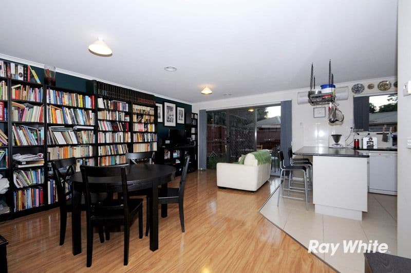 21 Elizabeth Street, CRANBOURNE VIC 3977, Cranbourne North - Thumbnail 2