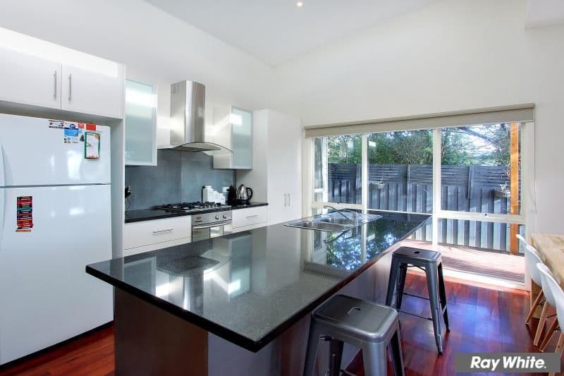 17 Saltaire Lane, MORNINGTON VIC 3931, Mornington - Thumbnail 4