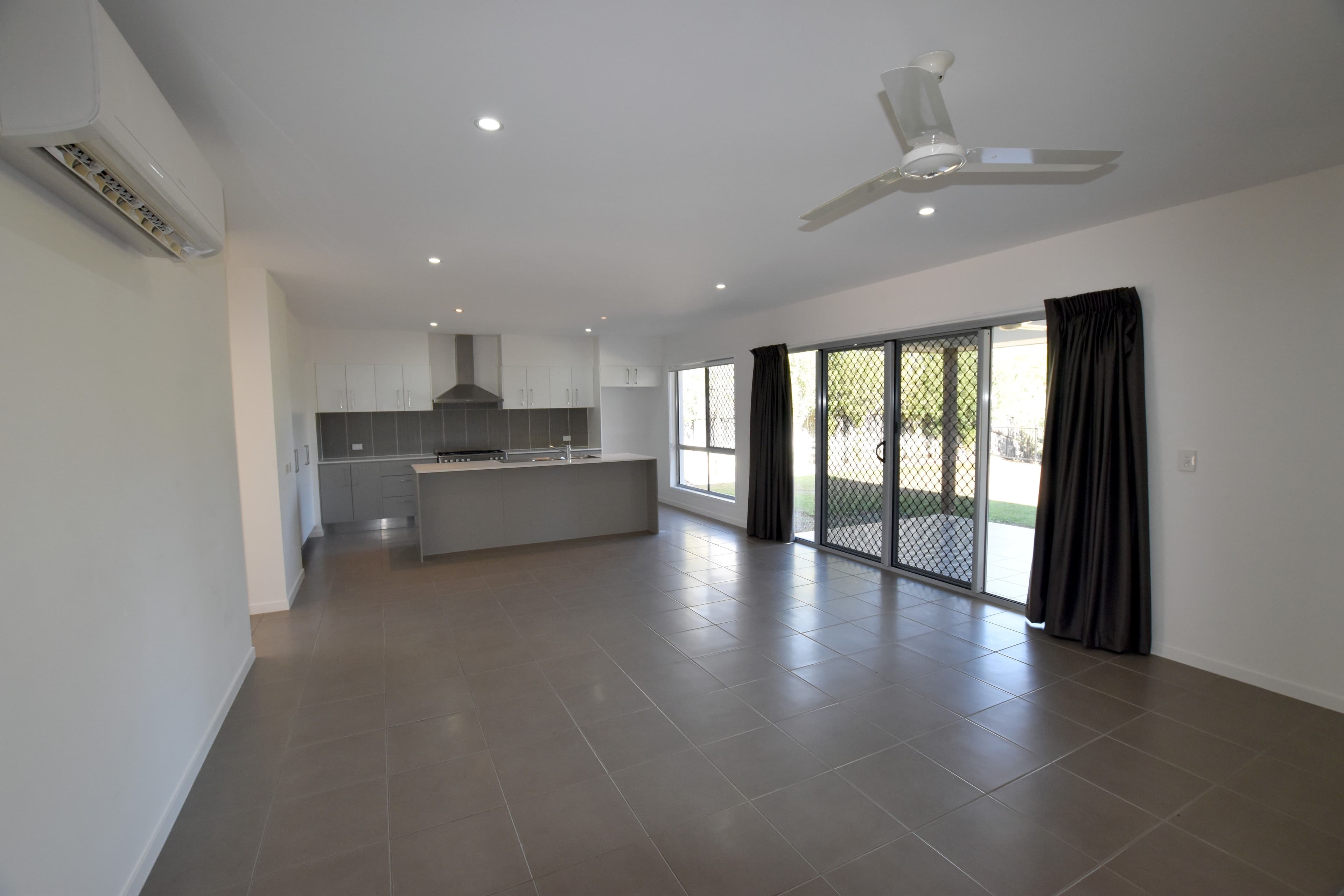 4 Telopea Place, Kirkwood QLD 4680, Kirkwood - Thumbnail 4