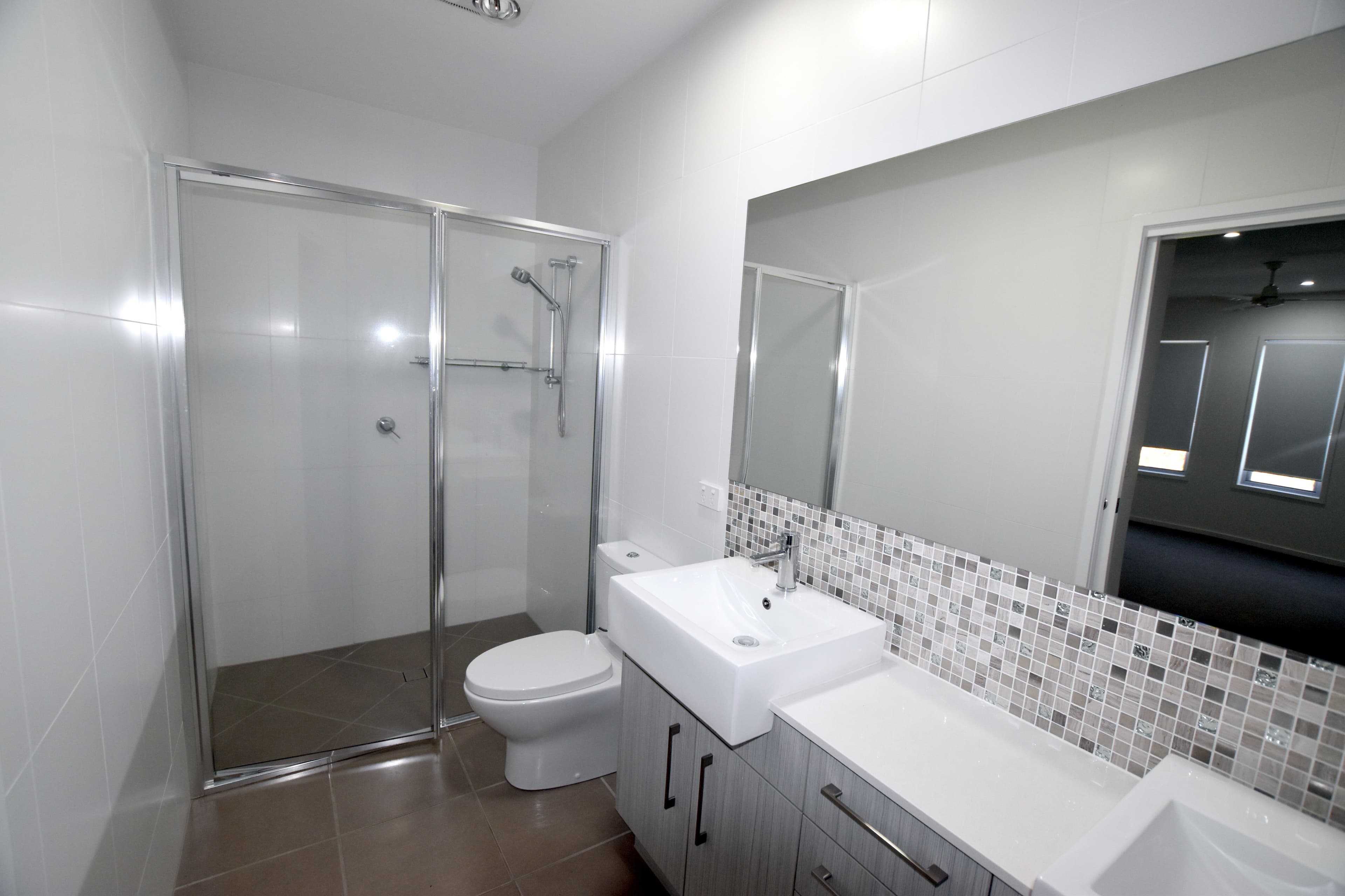 4 Telopea Place, Kirkwood QLD 4680, Kirkwood - Thumbnail 7