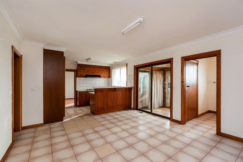 36 Robinvale Avenue, THOMASTOWN VIC 3074, Thomastown - Thumbnail 4