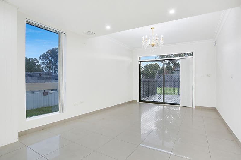 8 Merlot Place, Edensor Park - Thumbnail 3