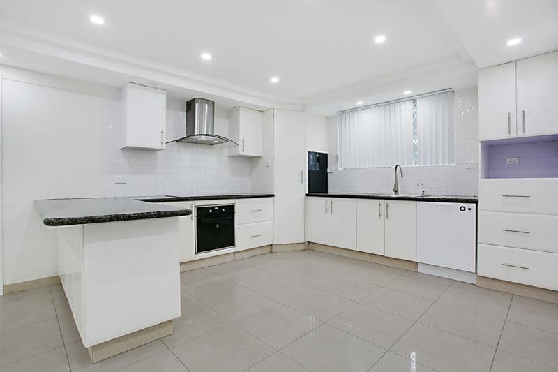 8 Merlot Place, Edensor Park - Thumbnail 4
