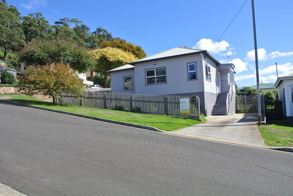 8 Noel Street, Parklands TAS 7320, Parklands - Thumbnail 2
