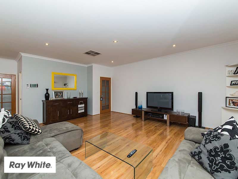 64 Farmaner Parkway, Ellenbrook WA 6069, Ellenbrook - Thumbnail 7