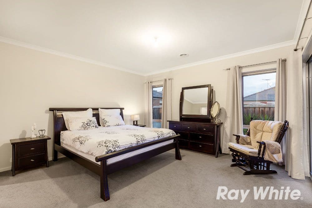 10 Pardalote Close, South Morang VIC 3752, South Morang - Thumbnail 7