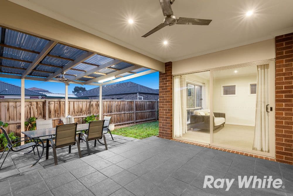 10 Pardalote Close, South Morang VIC 3752, South Morang - Thumbnail 8
