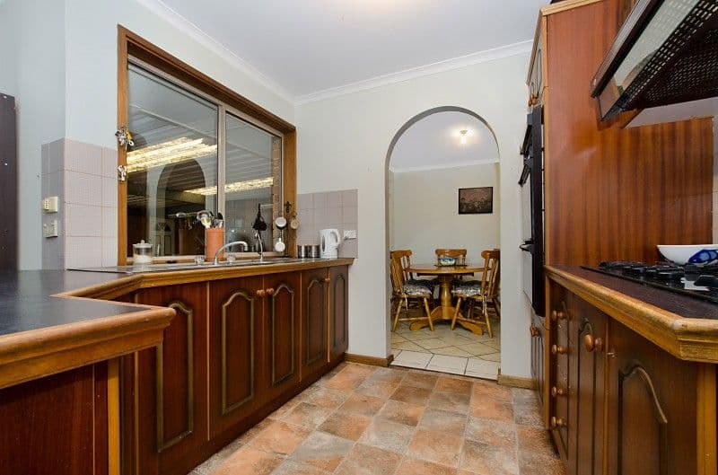 206 Burton Road, PARALOWIE SA 5108, Paralowie - Thumbnail 3