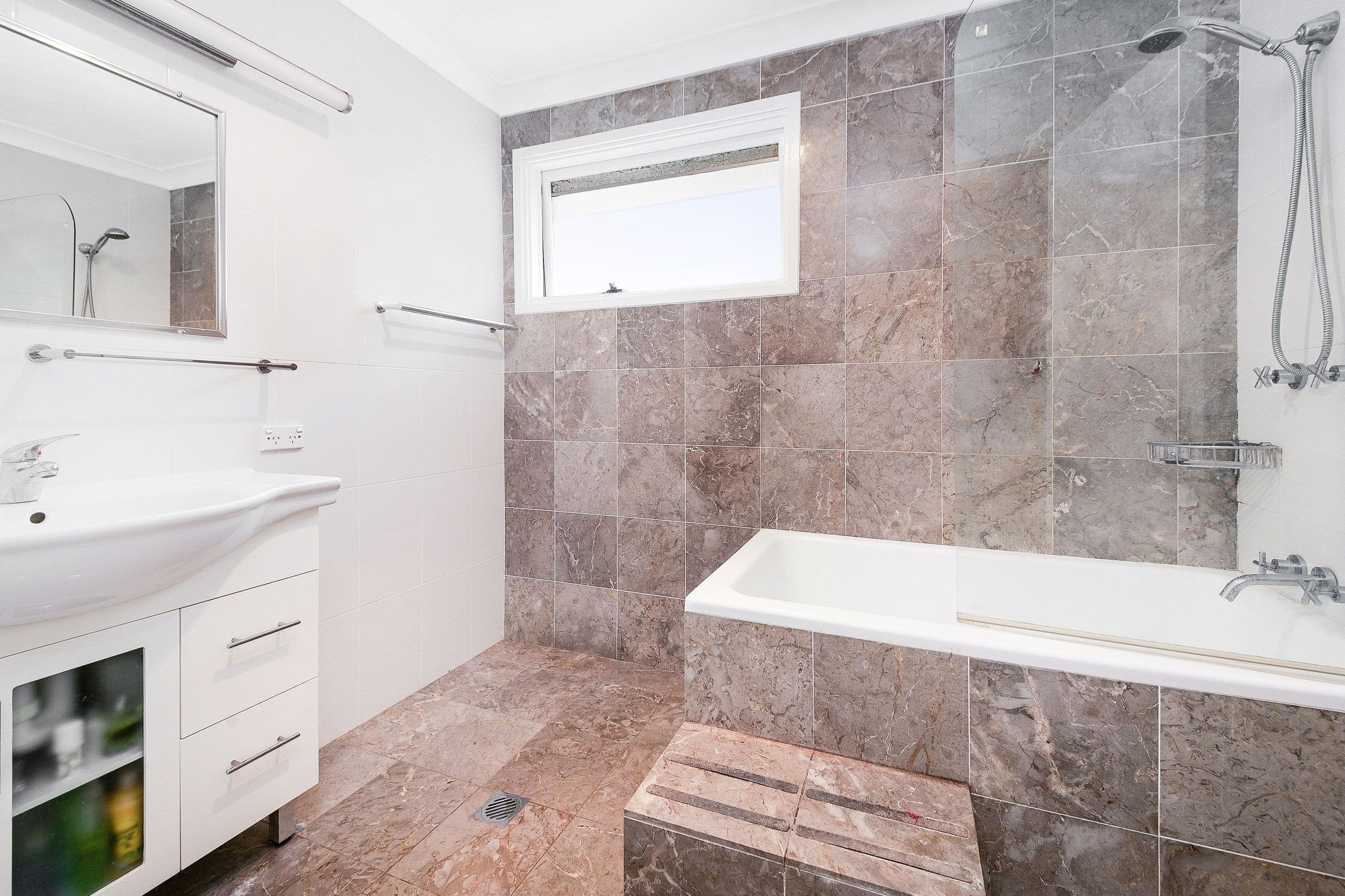 37 Raleigh Road, Milperra NSW 2214, Milperra - Thumbnail 7