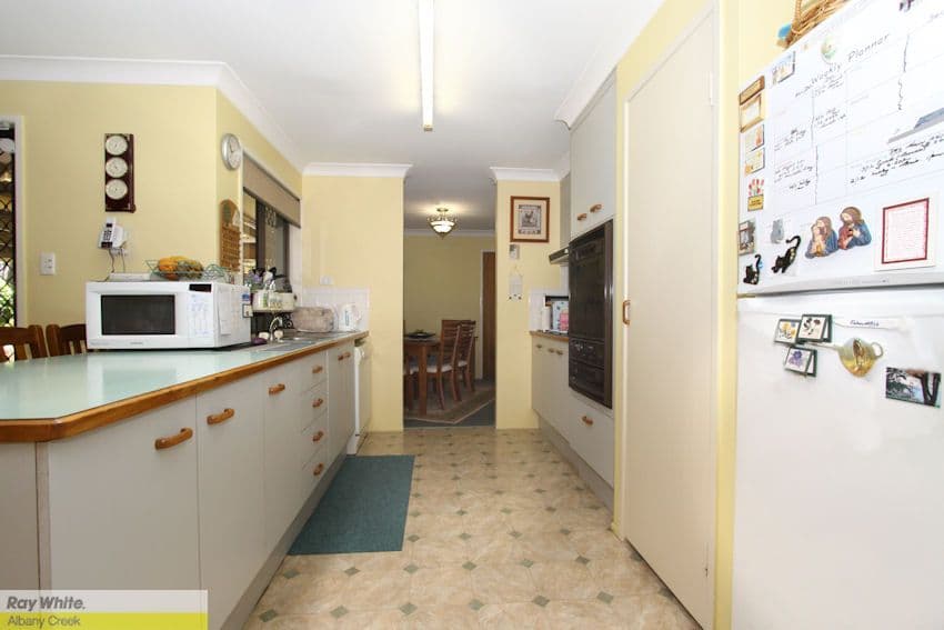 17 Hylacola Drive, ALBANY CREEK QLD 4035, Albany Creek - Thumbnail 3
