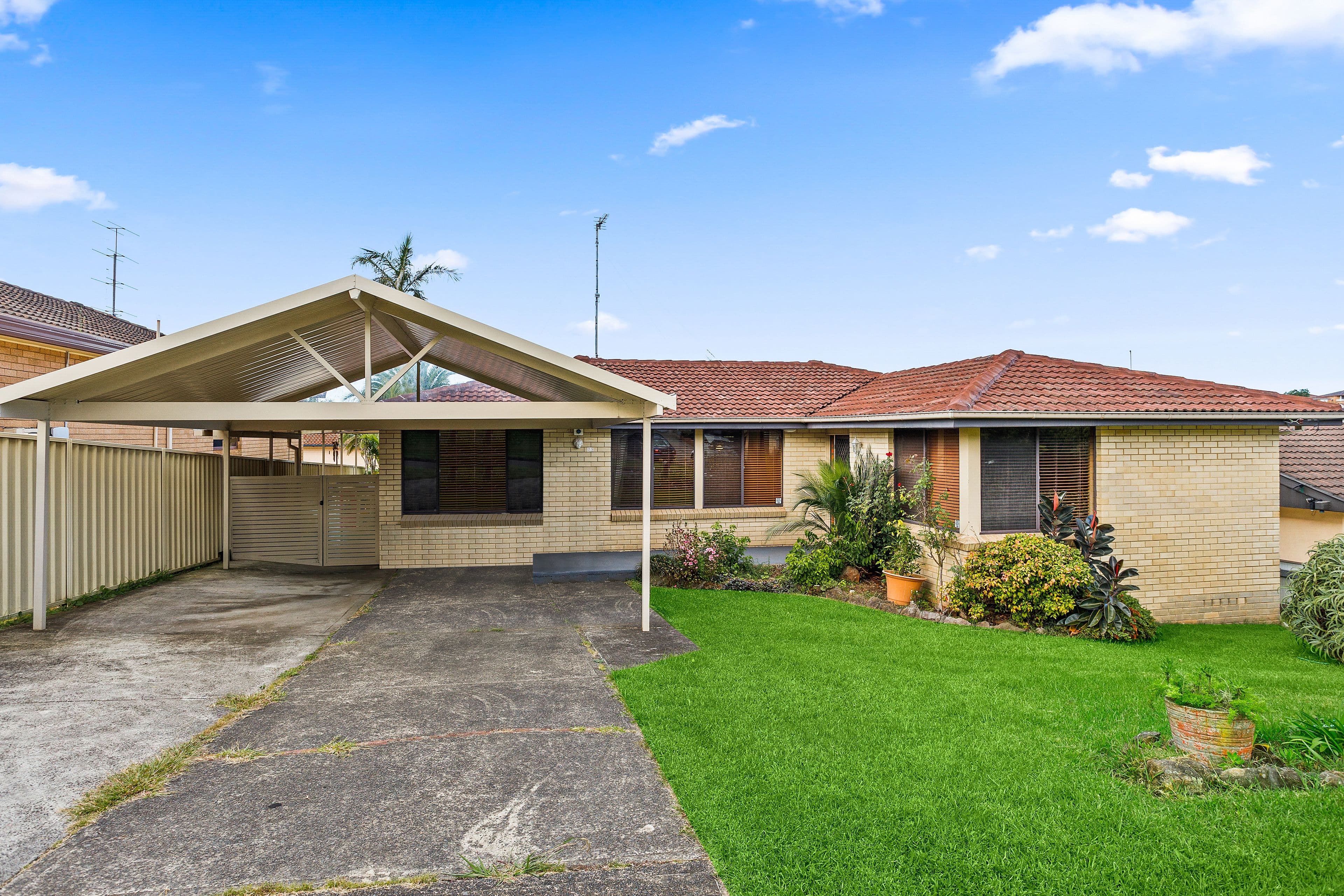 25 Loftus Drive, Barrack Heights NSW 2528, Barrack Heights - Image 1