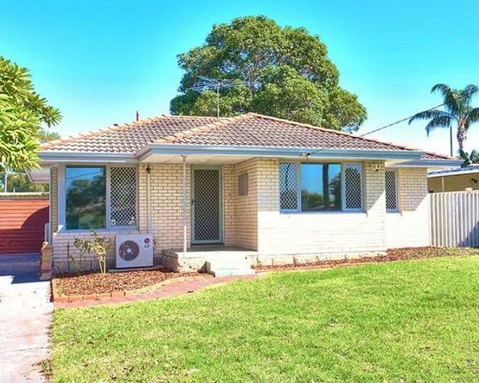 3 Leigh Place, Girrawheen WA 6064, Girrawheen - Thumbnail 2