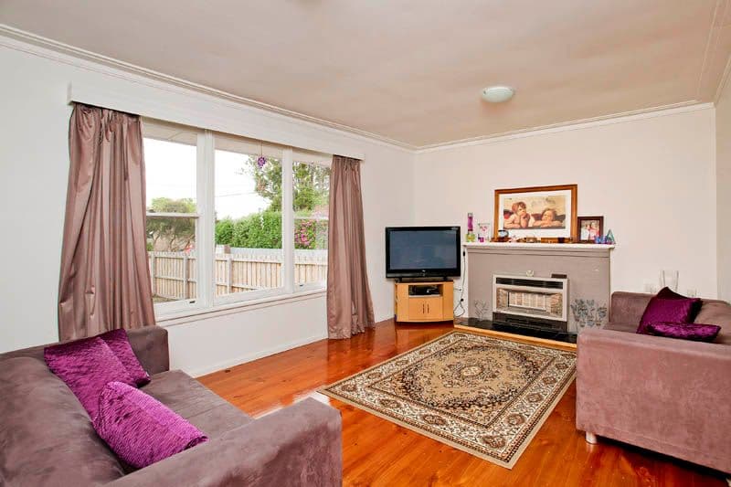 6 Charlotte Avenue, NEWCOMB VIC 3219, Newcomb - Thumbnail 3