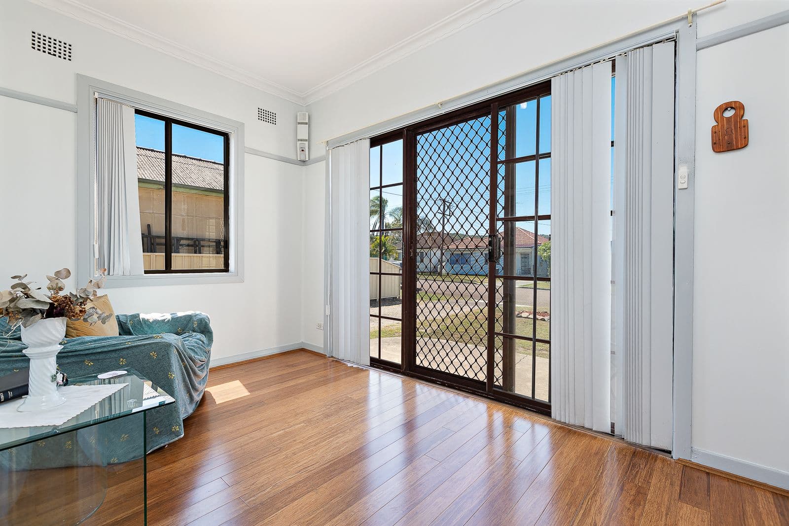 26 Deane Street, Belmont - Thumbnail 4