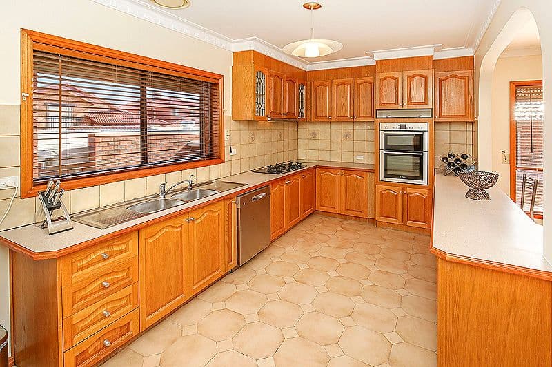 5 Gillwell Road, Lalor VIC 3075, Lalor - Thumbnail 2