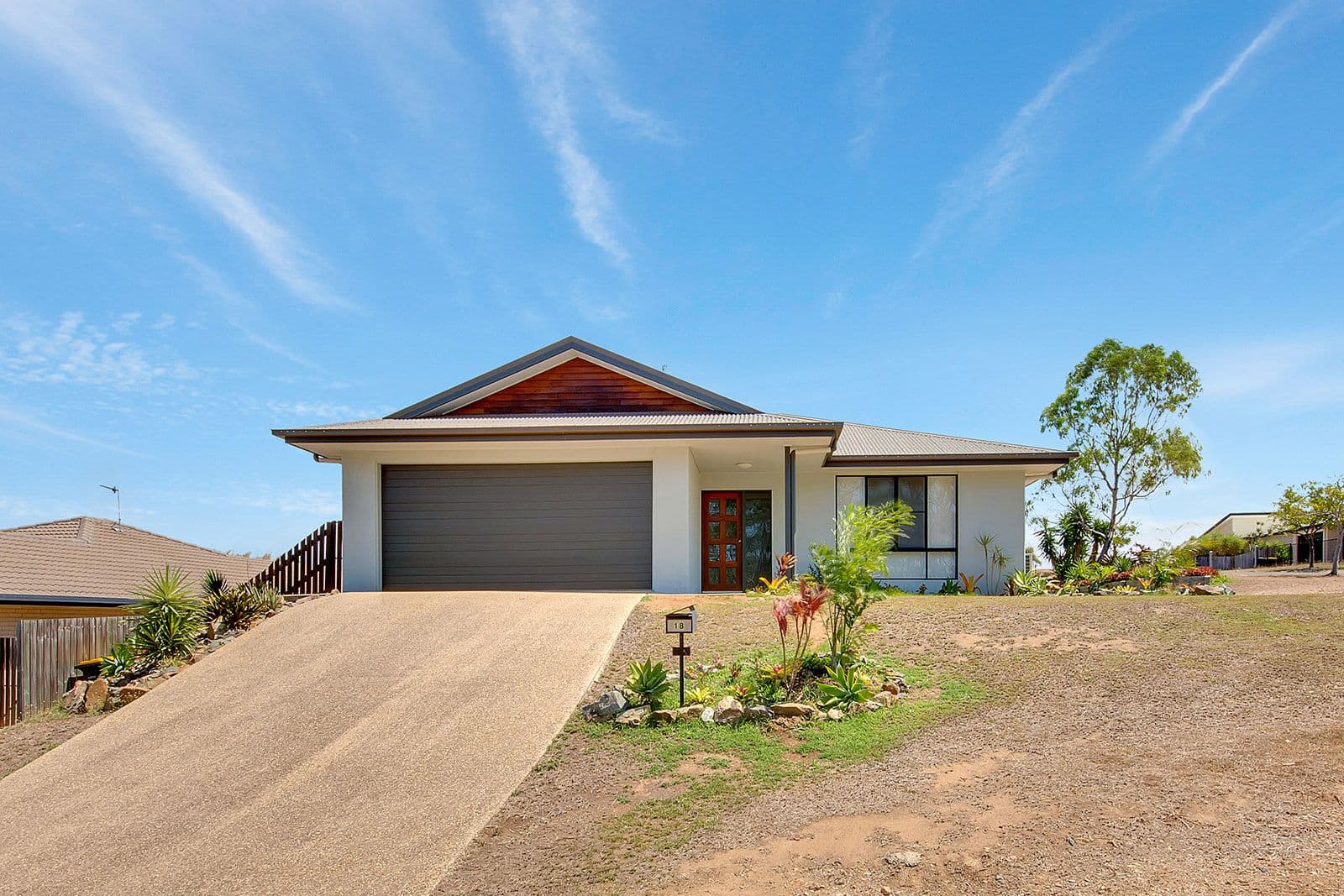 18 Skyline Drive, New Auckland QLD 4680, New Auckland - Thumbnail 2