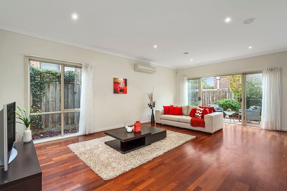 11 Montgomery Street, DONCASTER EAST VIC 3109, Doncaster East - Thumbnail 2