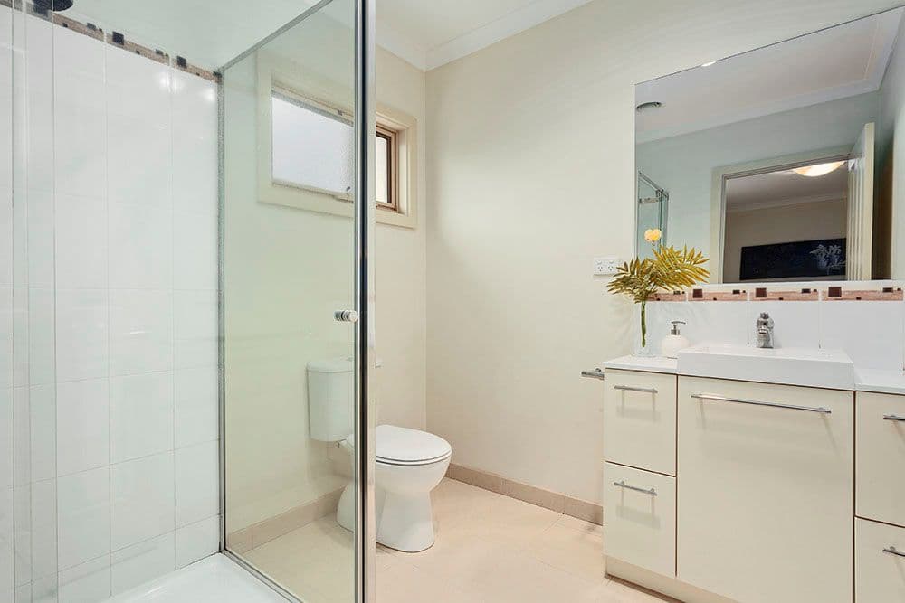 11 Montgomery Street, DONCASTER EAST VIC 3109, Doncaster East - Thumbnail 6
