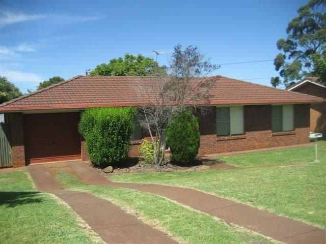 25 Lavena Drive, DARLING HEIGHTS QLD 4350, Darling Heights - Image 1