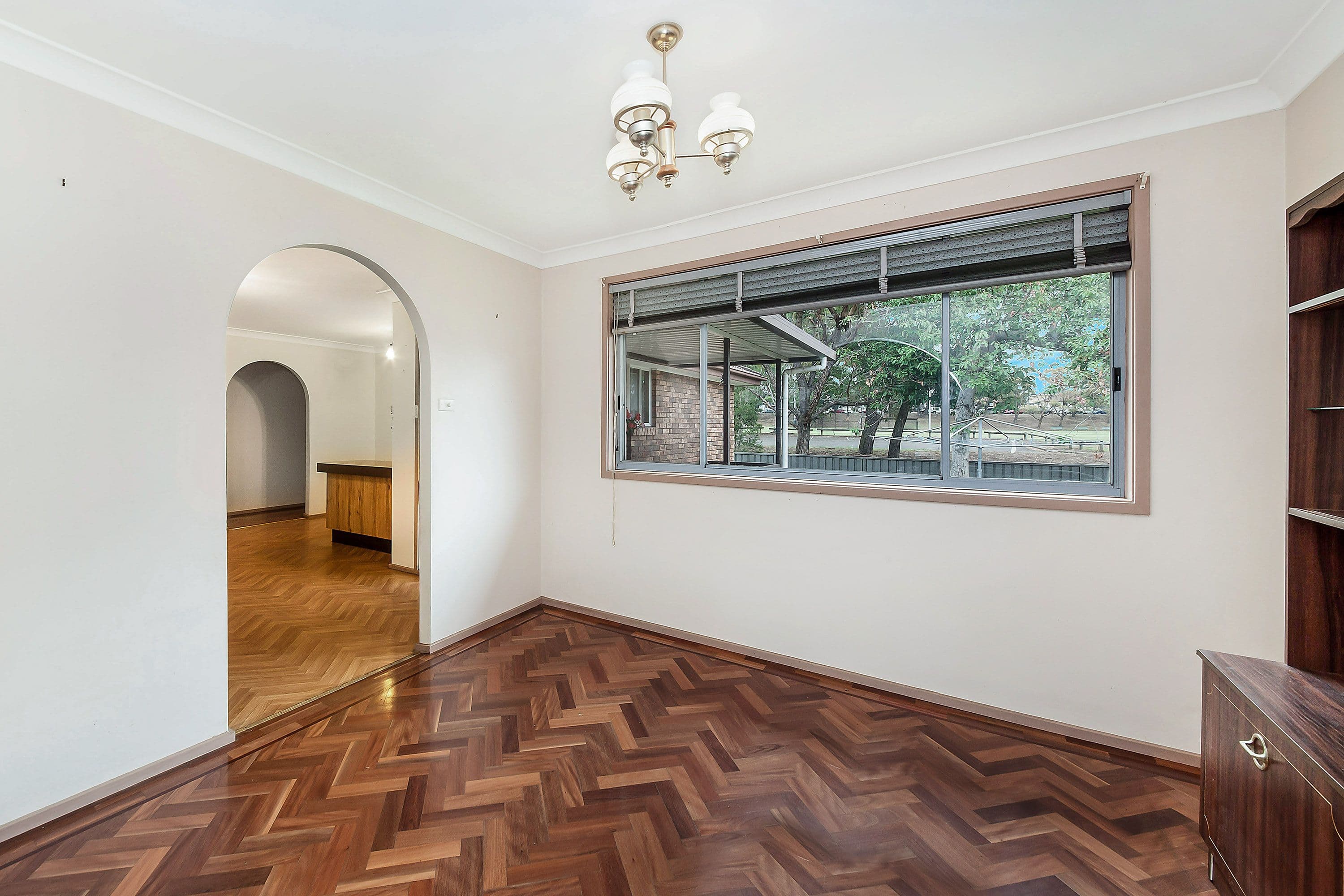 2 Tumut Close, Bankstown - Thumbnail 2