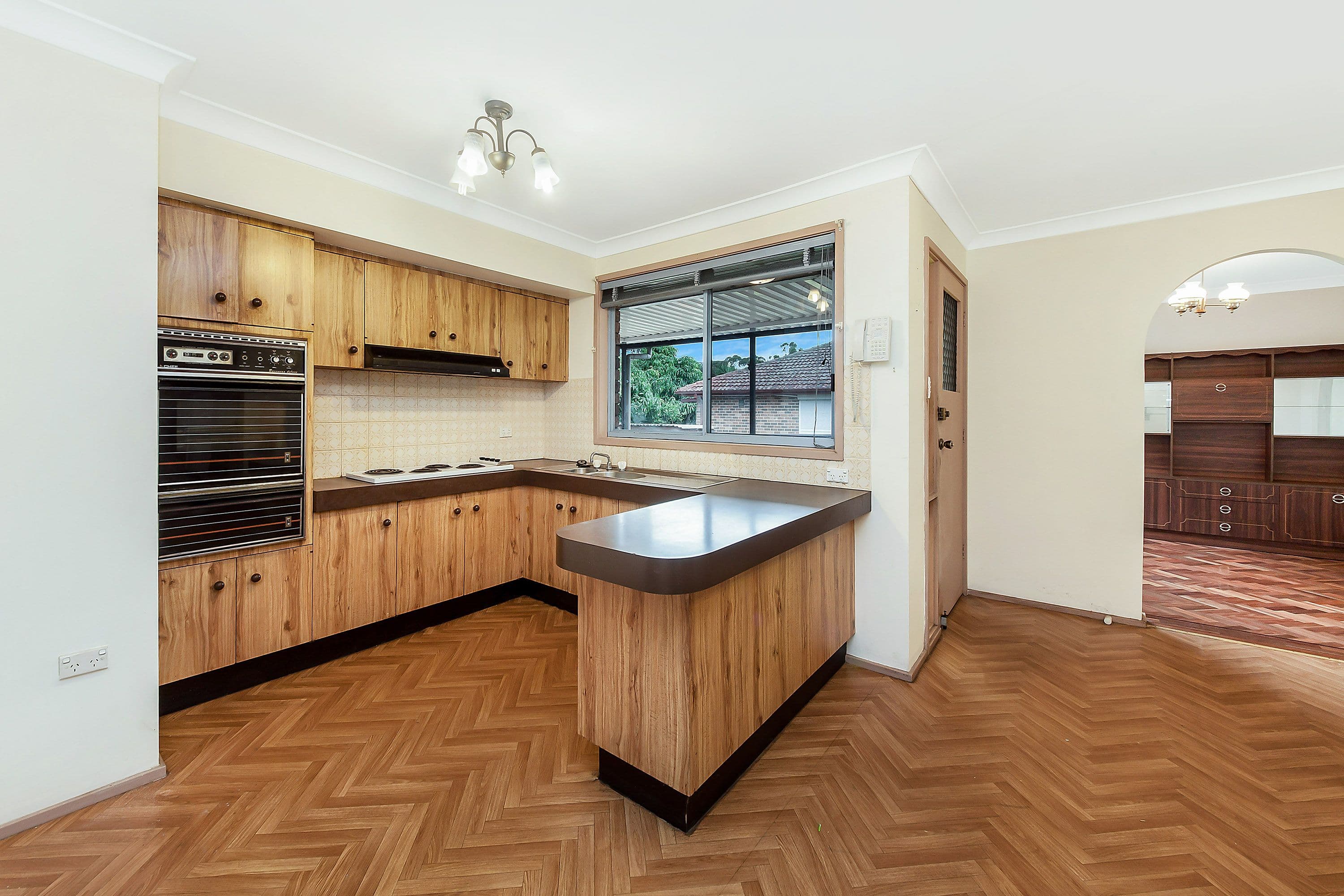 2 Tumut Close, Bankstown - Thumbnail 3