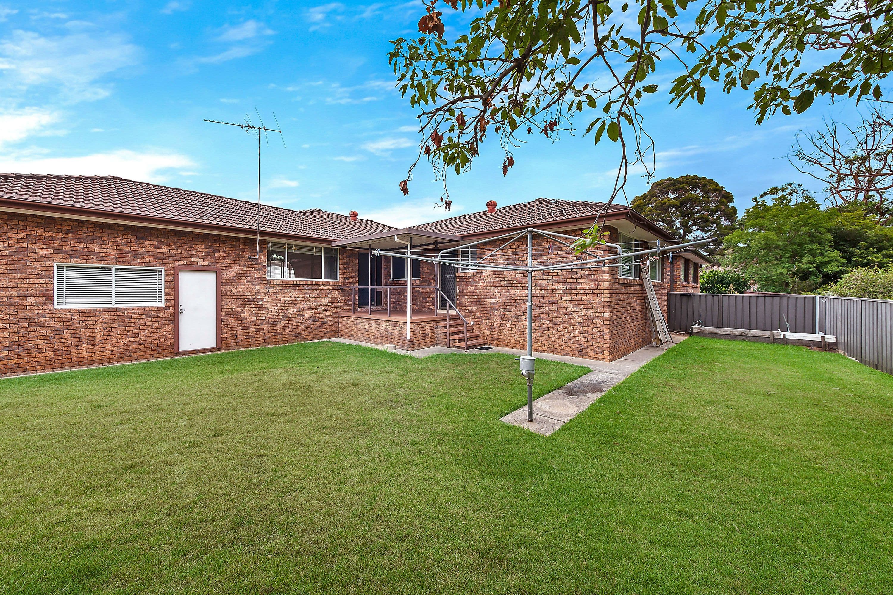 2 Tumut Close, Bankstown - Thumbnail 8