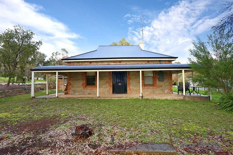18 Wendouree Road, Clare SA 5453, Clare - Image 1