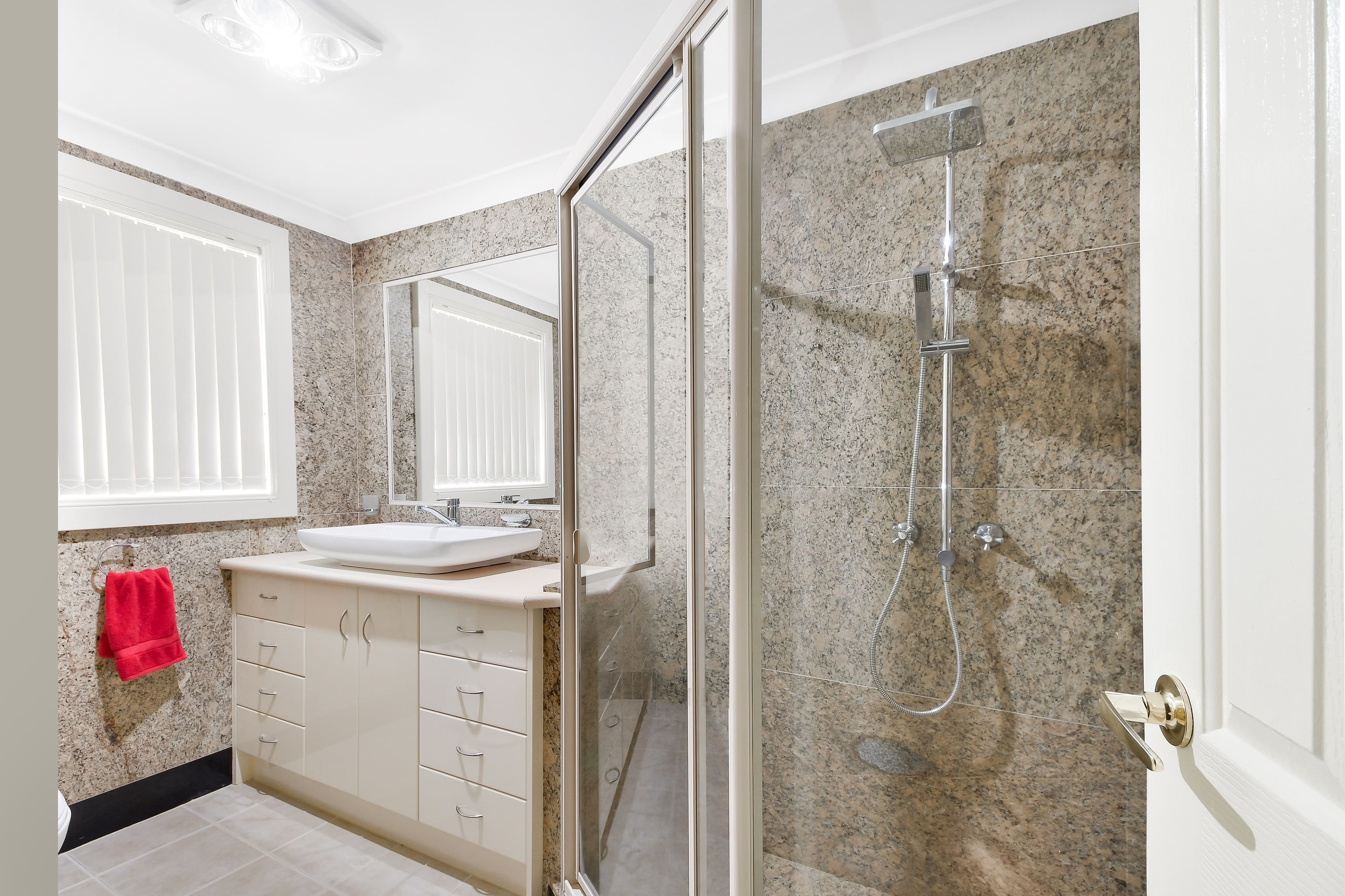 21 Willis Street, Oakdale - Thumbnail 8