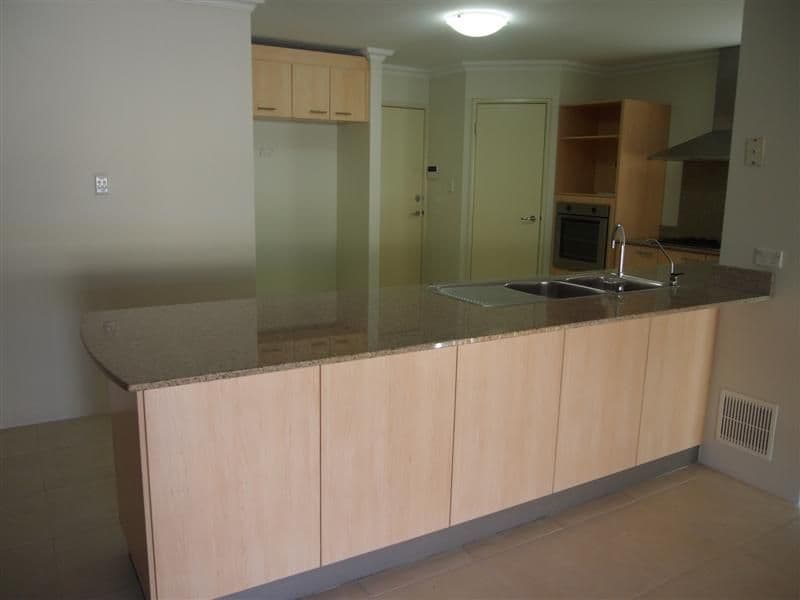 3 Hallstrom Way, CANNING VALE WA 6155, Canning Vale - Thumbnail 5
