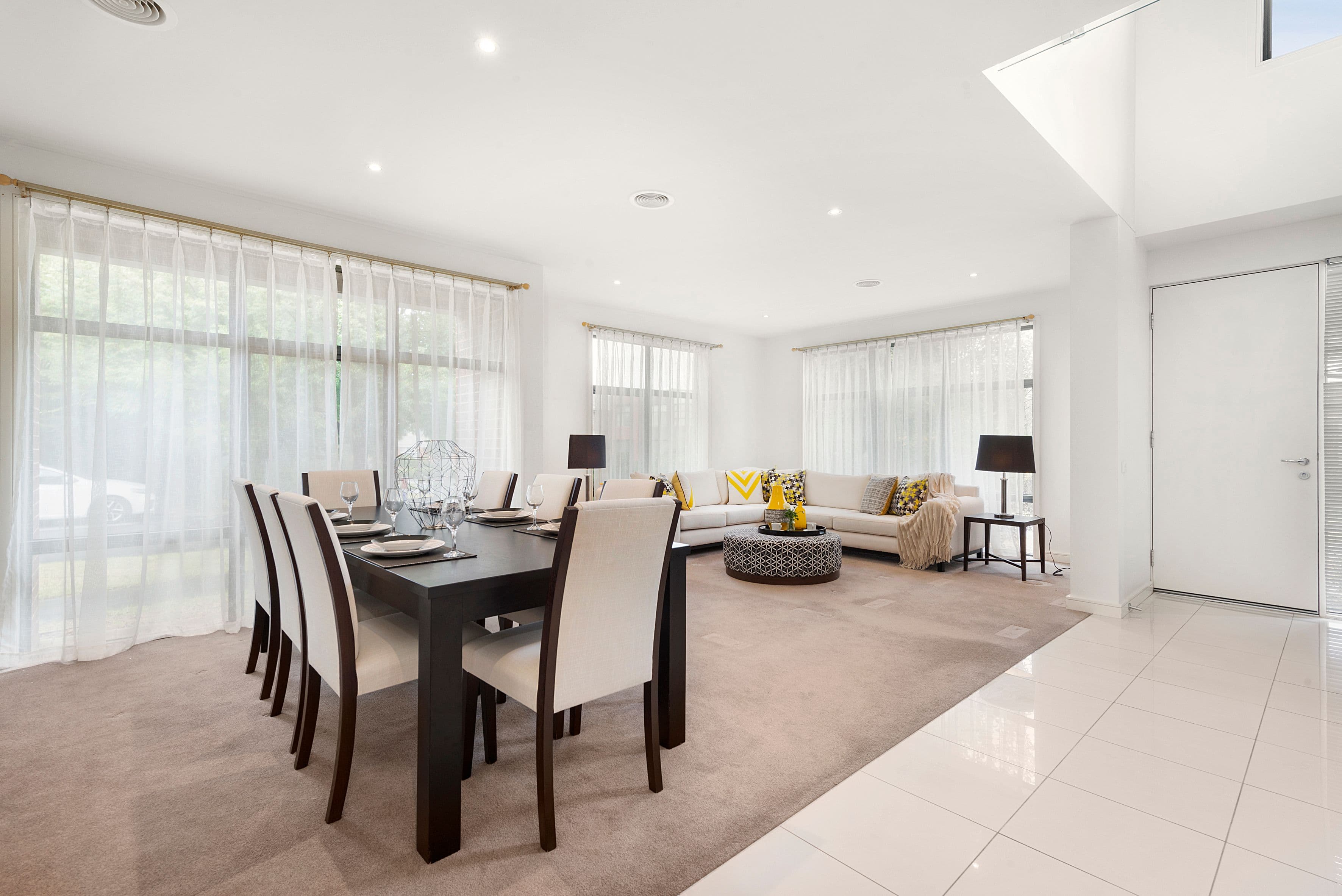 92 Stadium Circuit, Mulgrave VIC 3170, Mulgrave - Thumbnail 2
