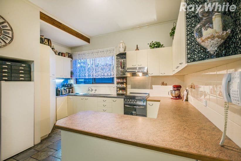 9 Eastwood Avenue, Preston VIC 3072, Preston - Thumbnail 4