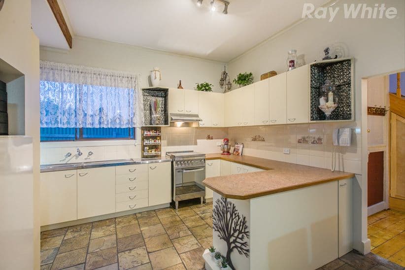 9 Eastwood Avenue, Preston VIC 3072, Preston - Thumbnail 5