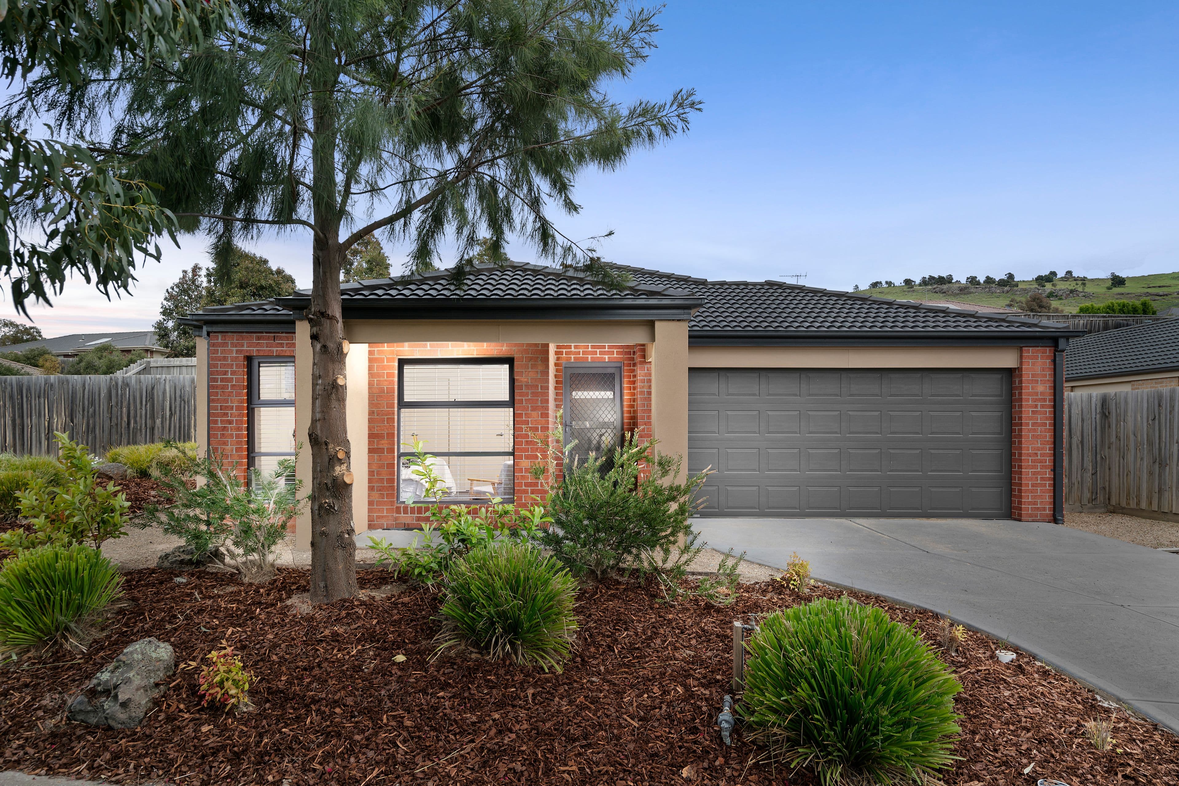 102 Phillip Drive, Sunbury VIC 3429, Sunbury - Image 1