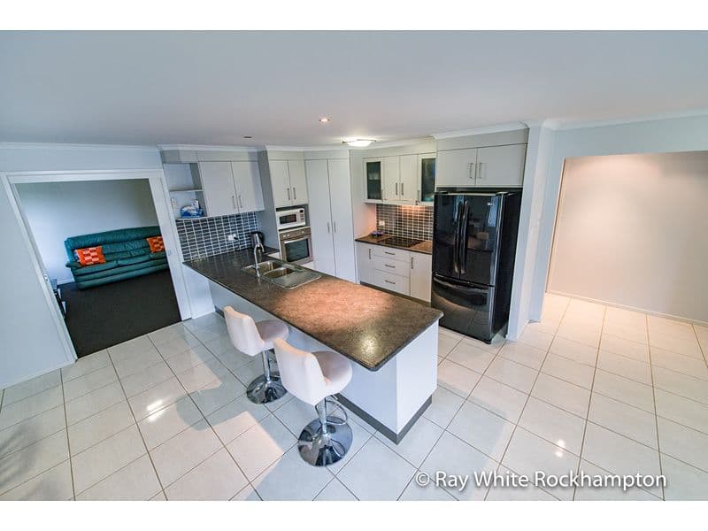 17 Reddy Drive, Norman Gardens QLD 4701, Norman Gardens - Thumbnail 3