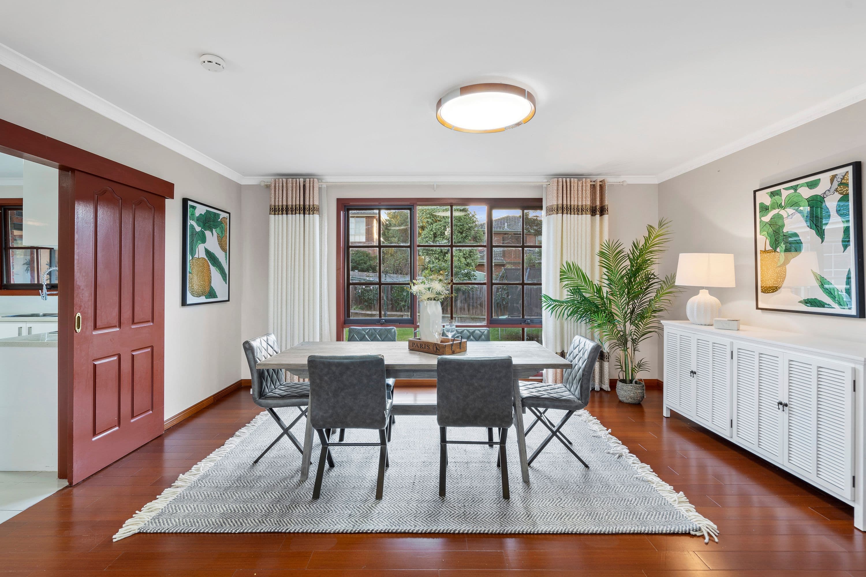 6 Connaught Place, Glen Waverley VIC 3150, Glen Waverley - Thumbnail 4