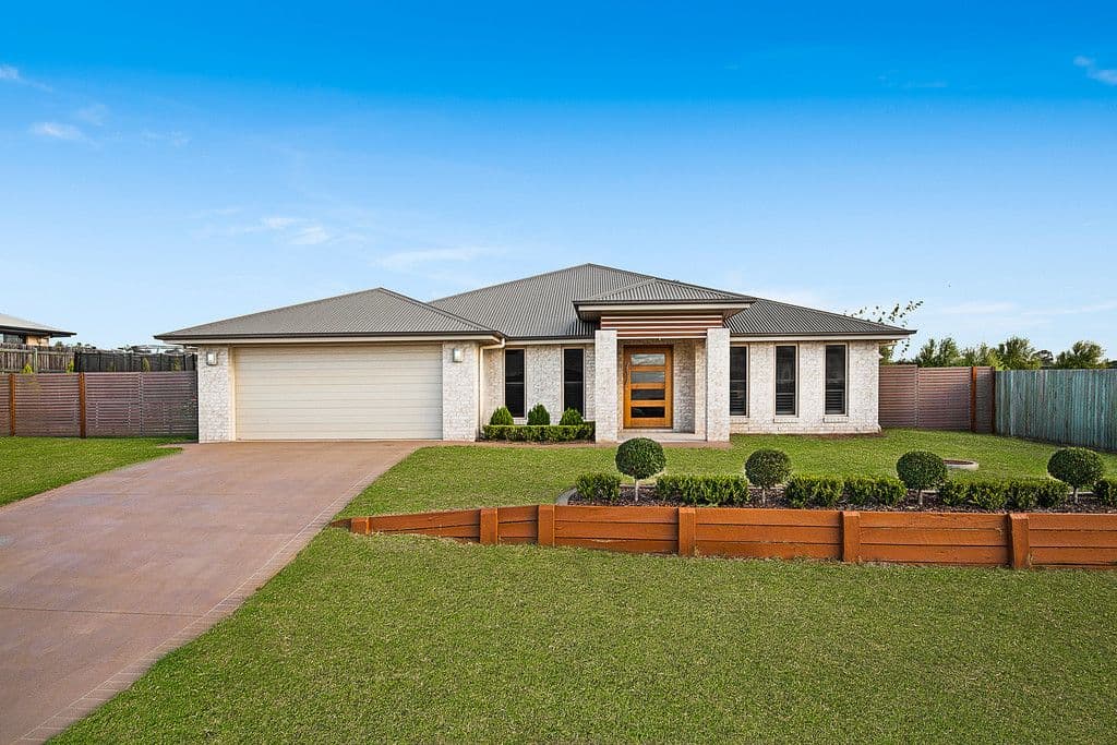 5 Coverack Street, Kleinton QLD 4352, Kleinton - Image 1