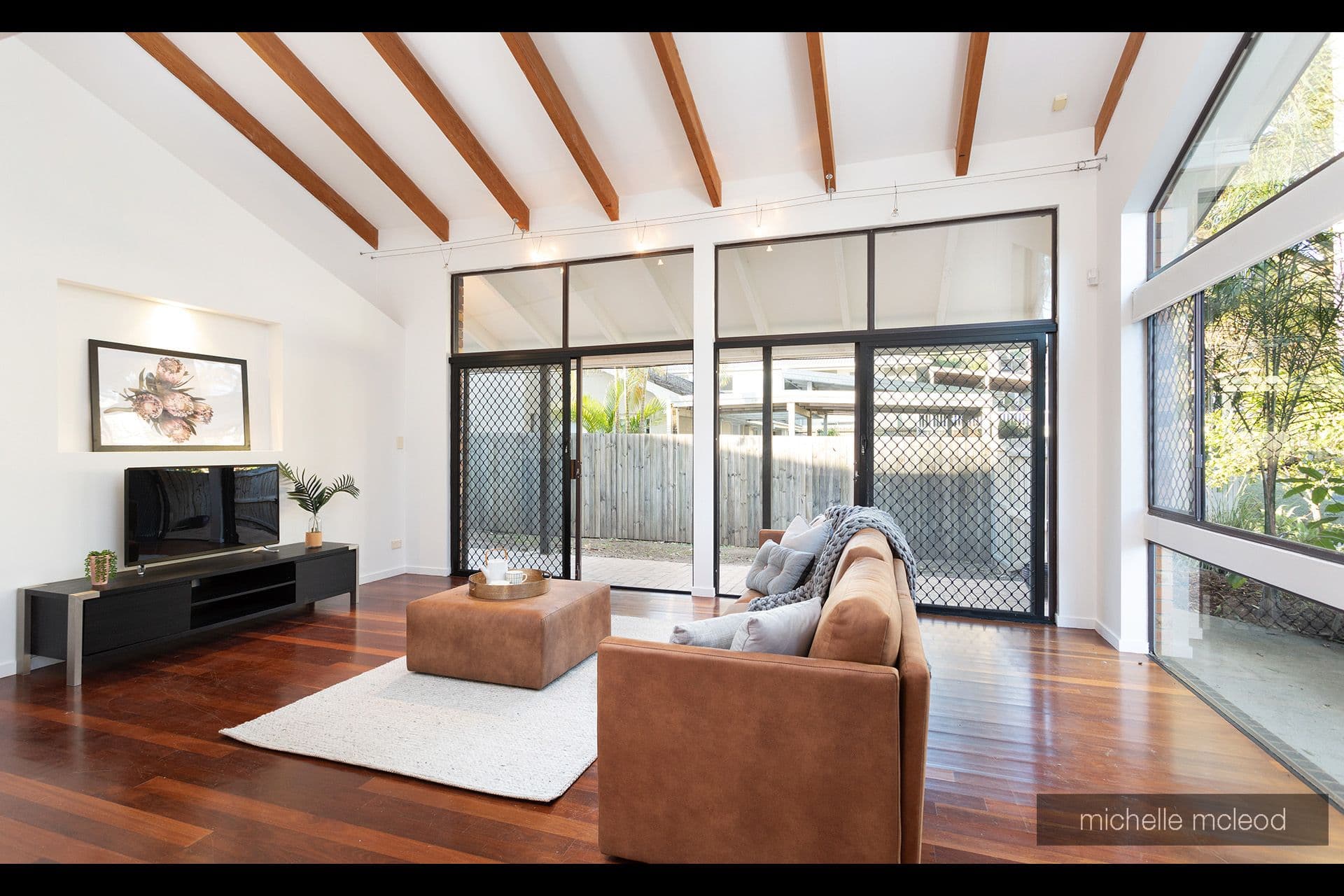 11 Fiona Street, Chapel Hill QLD 4069, Chapel Hill - Thumbnail 3