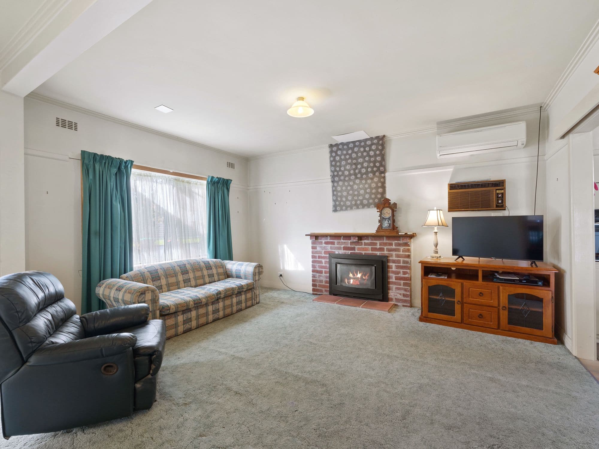 10 Brumley Street, Leongatha VIC 3953, Leongatha - Thumbnail 4