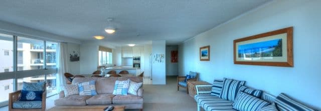 202 The Esplanade, BURLEIGH HEADS QLD 4220, Burleigh Heads - Thumbnail 3