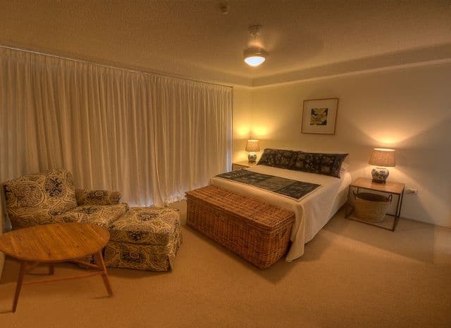 202 The Esplanade, BURLEIGH HEADS QLD 4220, Burleigh Heads - Thumbnail 5