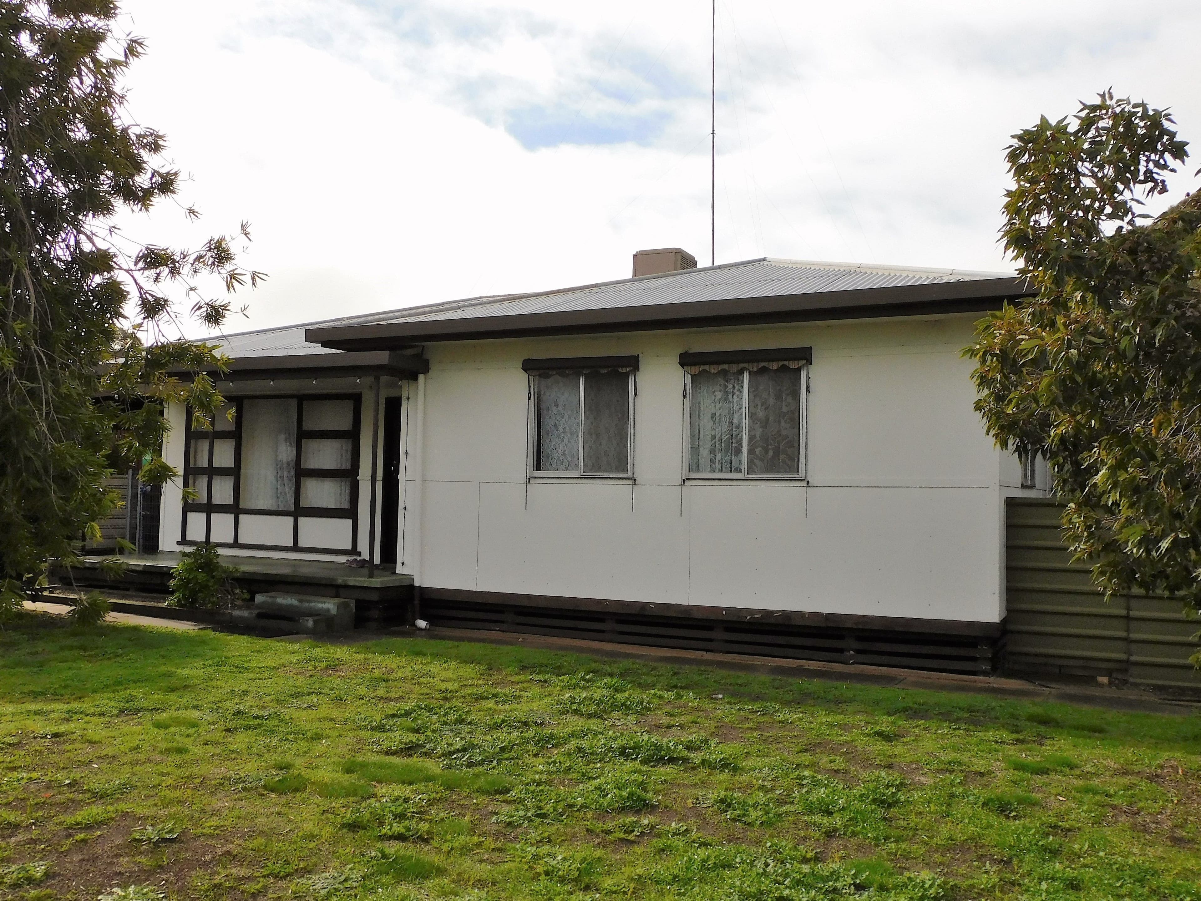 22-24 Salom Street, Bordertown SA 5268, Bordertown - Image 1