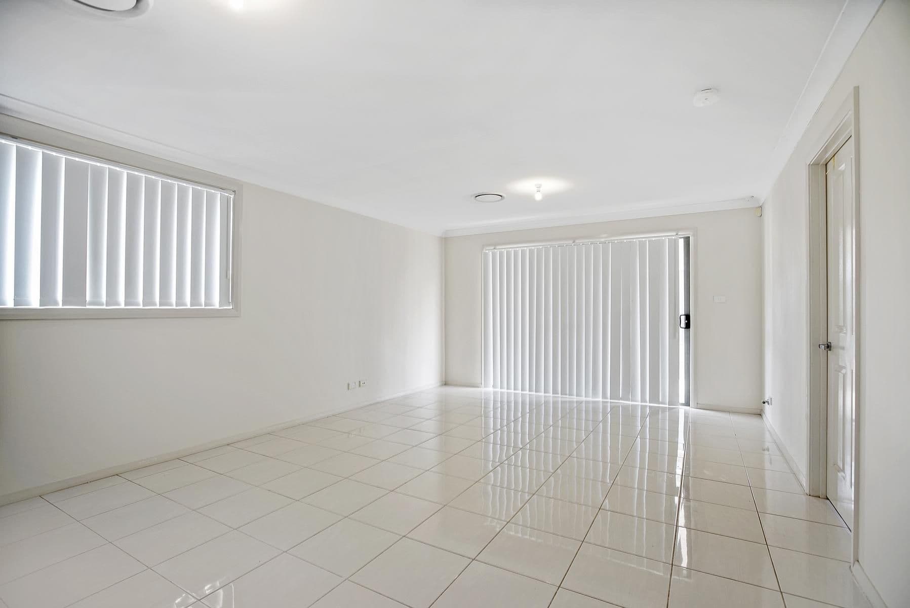 15 Alinta Promenade, JORDAN SPRINGS NSW 2747, Jordan Springs - Thumbnail 4