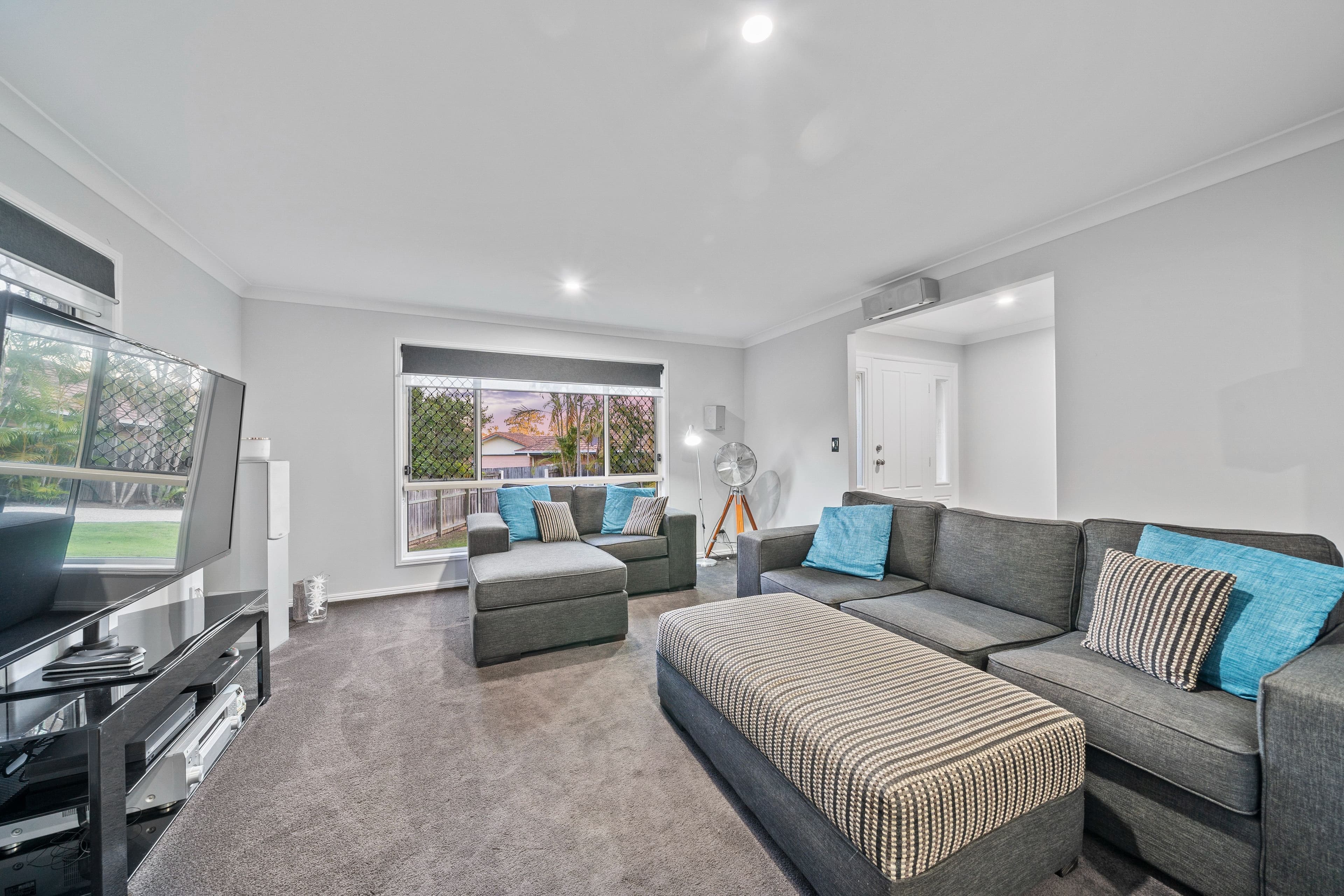 26 Eucalypt Place, Heritage Park QLD 4118, Heritage Park - Thumbnail 2