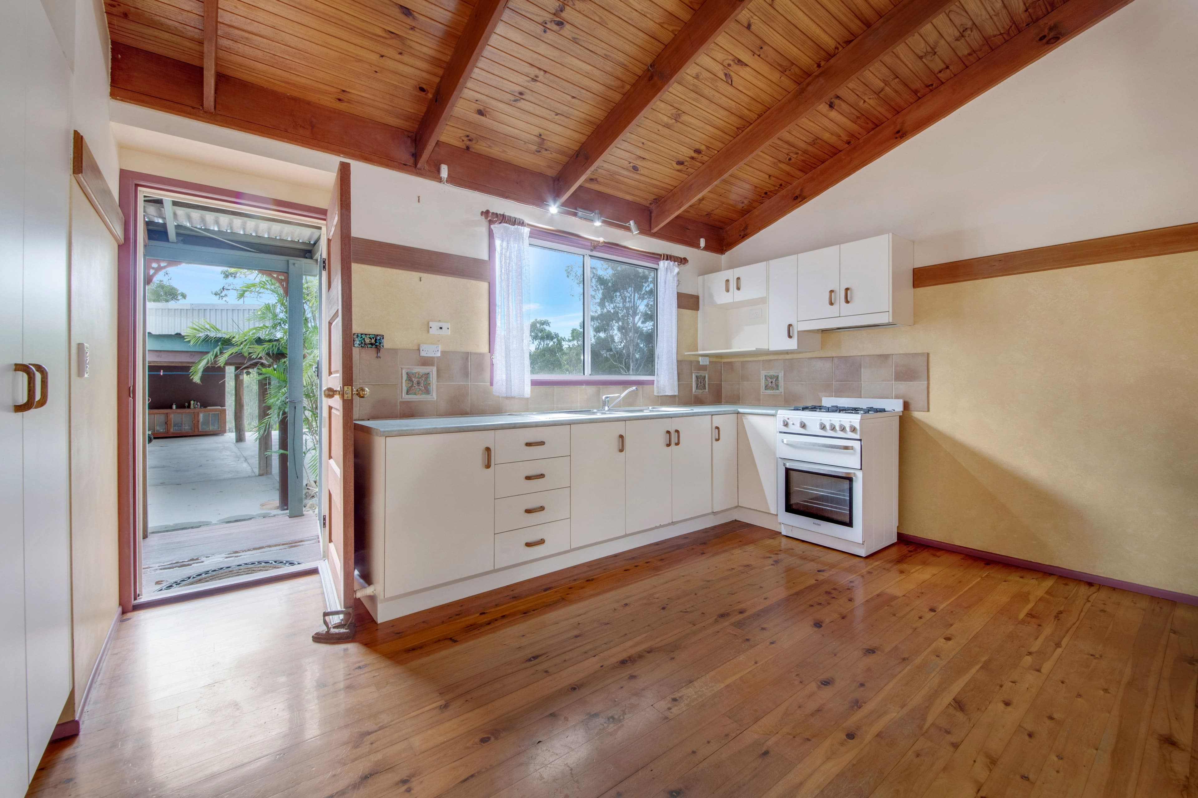 75 Budarick Road, Cawarral QLD 4702, Cawarral - Thumbnail 6