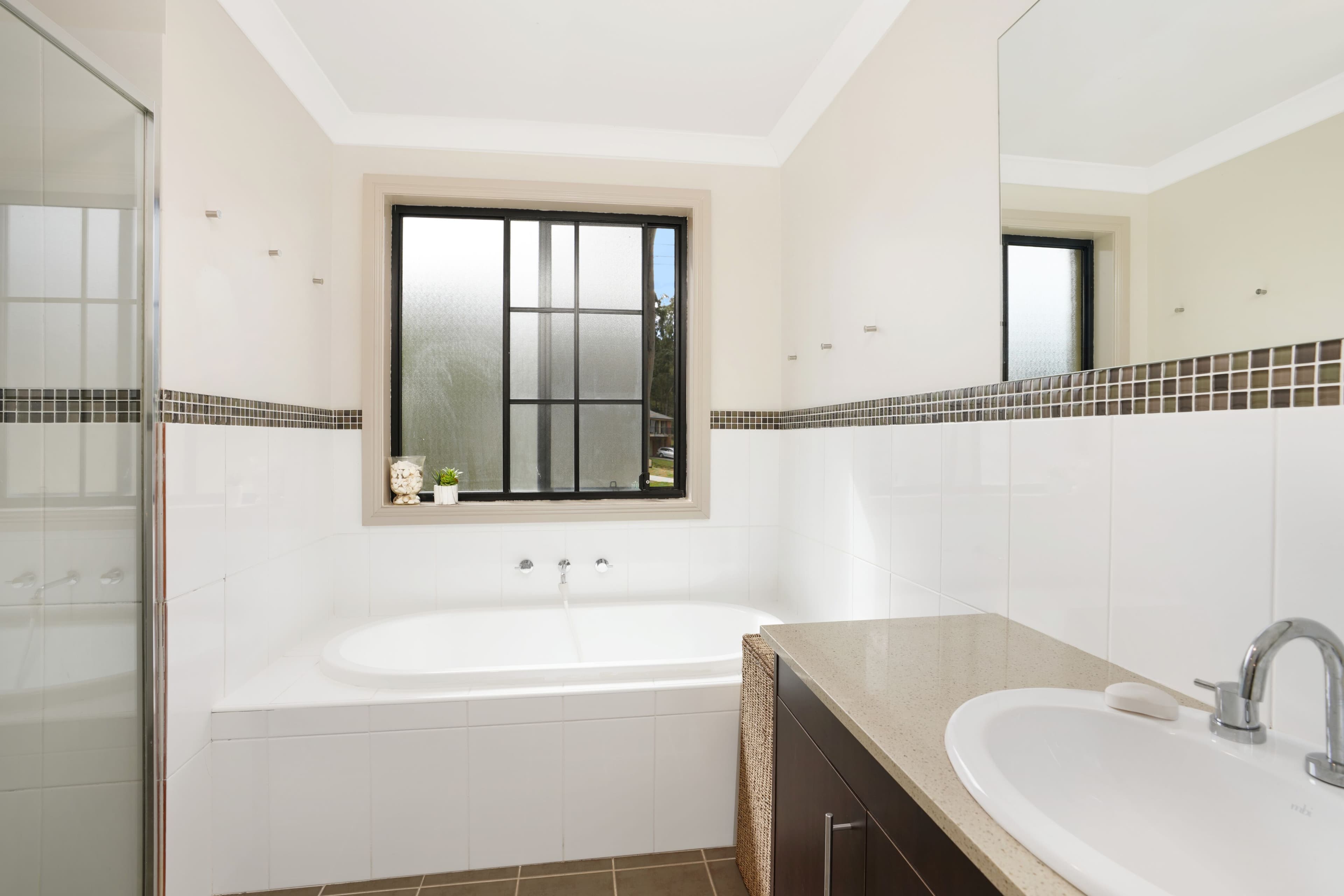 1 Hayden Close, Watanobbi - Thumbnail 6
